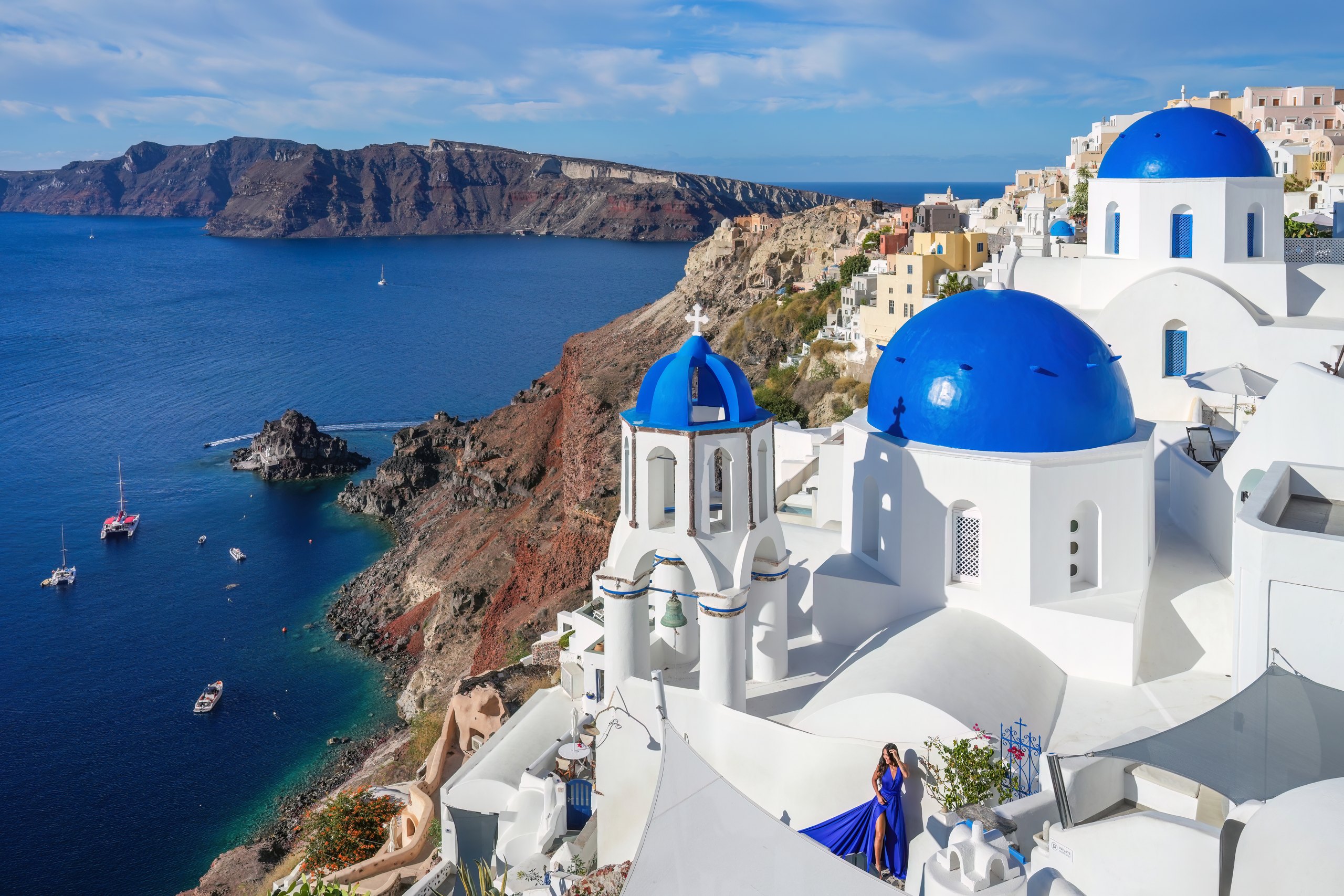 Blaue Kuppeln von Oia auf Santorini